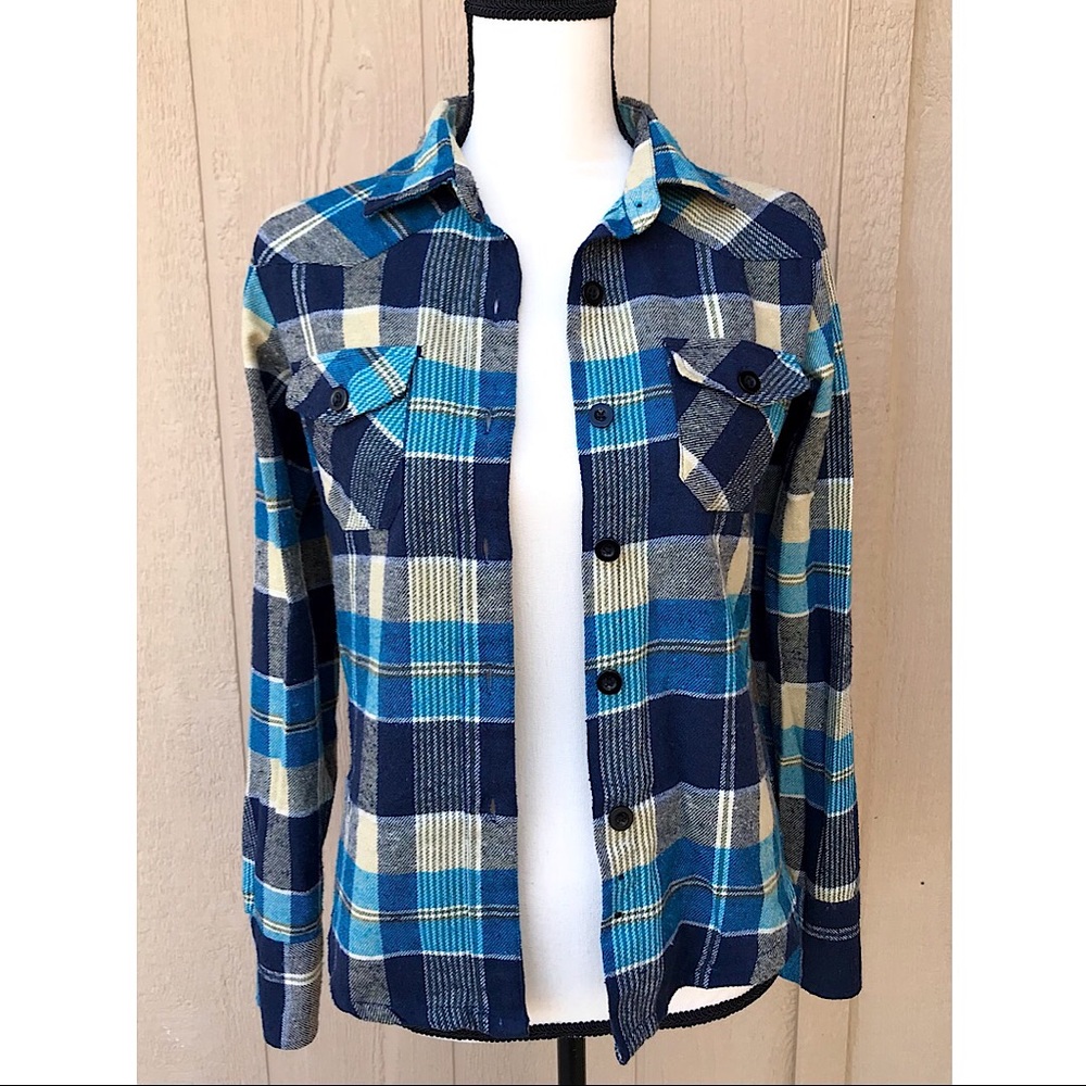 MOLOKAI🧵 Multi-Colored Plaid Flannel ~Size M